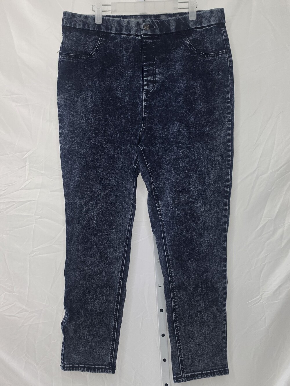 (PLUS+) NOBO Super Highrise Jeans